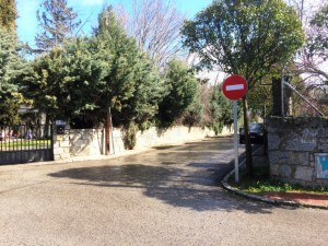 Entrada a la calle Zaburdón