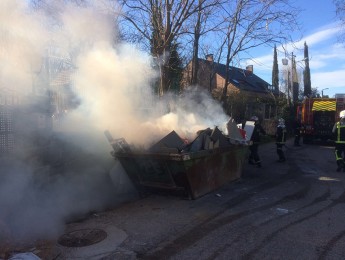 Imagen de la noticia Arde un contenedor de obra