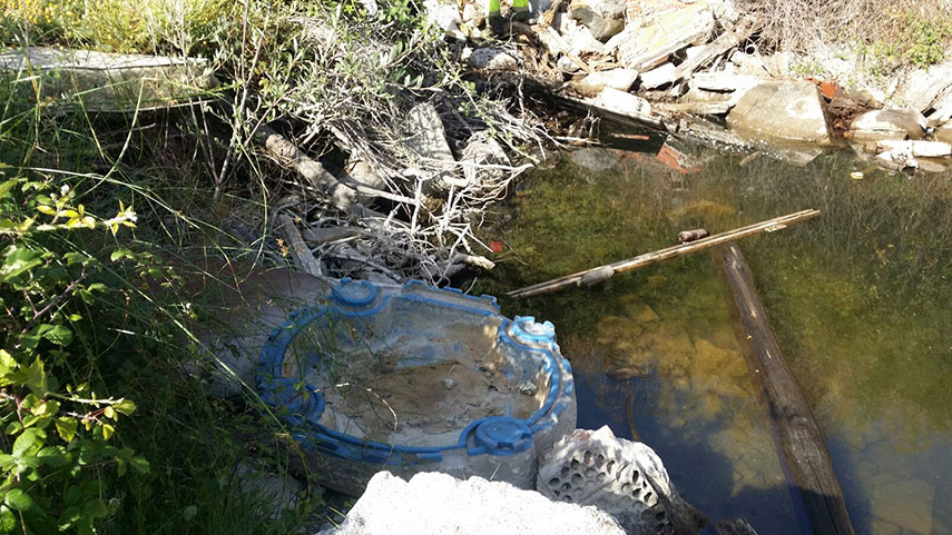 Imagen de la noticia Recogidos 60 m3 de basura de una cantera