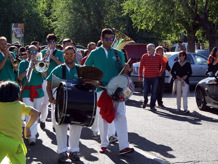 Imagen de la noticia Desfile y ofrenda de las Peñas