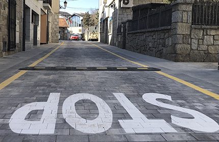 Imagen de la noticia La calle de la Fragua recupera el sentido de circulación habitual. Nuevos horarios de autobús