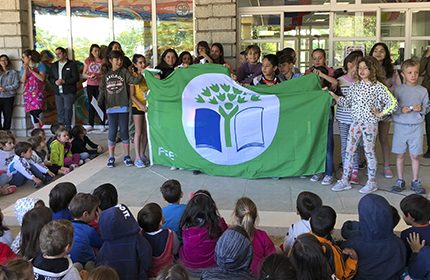 Imagen de la noticia El Peralejo consigue la bandera verde de Ecoescuela