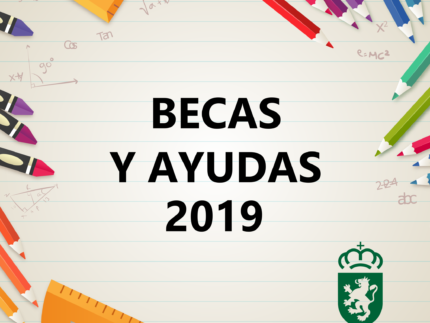 Lápices de colores y reglas con texto de becas y ayudas 2019 y el logo de Alpedrete