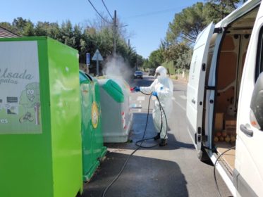 El Ayuntamiento de Alpedrete intensifica las labores de limpieza y desinfección Imagen de la noticia El Ayuntamiento de Alpedrete intensifica las labores de limpieza y desinfección
