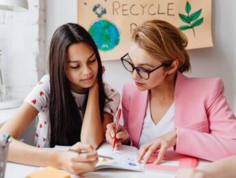 Imagen de la noticia Cómo reforzar la motivación para el estudio de nuestros adolescentes.